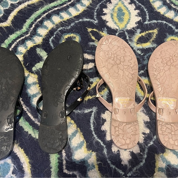 Two Pairs of Size 7 Wild Diva Studded Jelly Slides - Picture 2 of 6